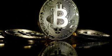 Bitcoin Mencapai $25.000, Bull Army Full Senyum?
