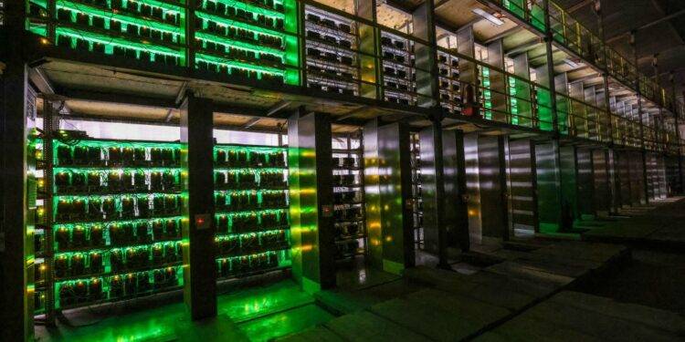 Riot Platforms Menambah Bitcoin Miners Menjelang Halving 2024 Riot Platforms Menambah Bitcoin Miners Menjelang Halving 2024